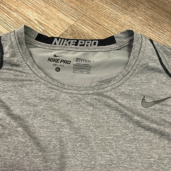 Nike Pro Dri-Fit - Picture 3 of 5